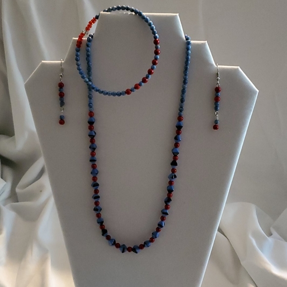 Royceton - Picture 3 of 4